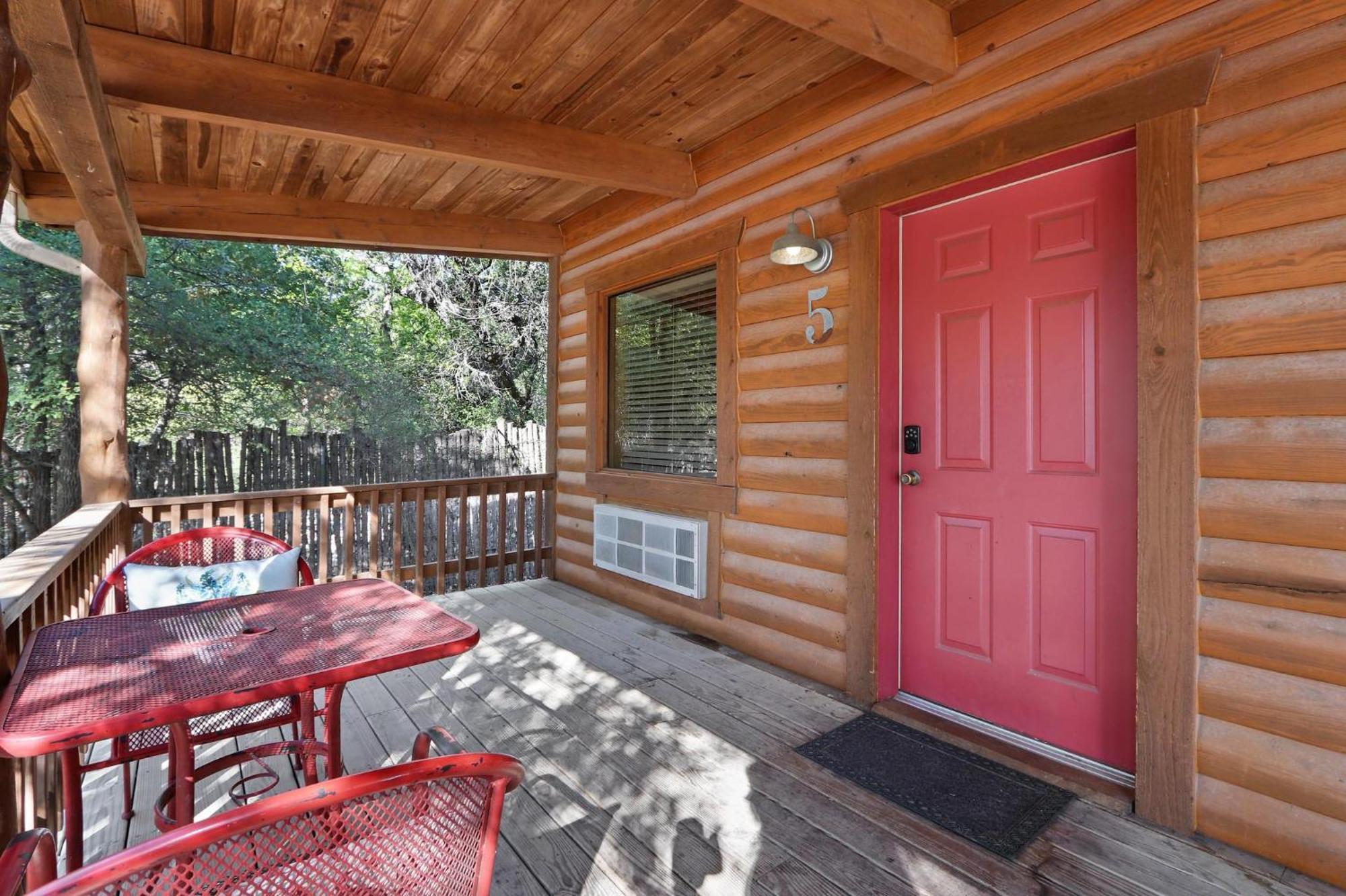 Wimberley Log Cabins Resort And Suites- Unit 5 Ngoại thất bức ảnh